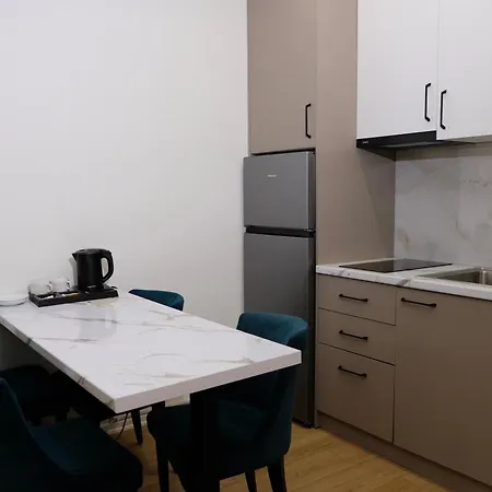 Central Inn City Apartments *