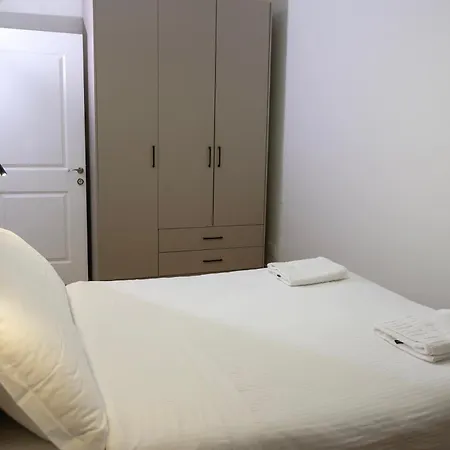 Central Inn City Apartments *