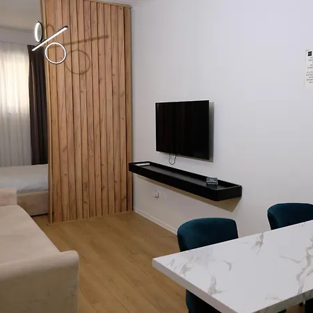 Central Inn City Apartments *