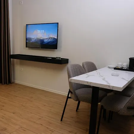 Central Inn City Apartments *
